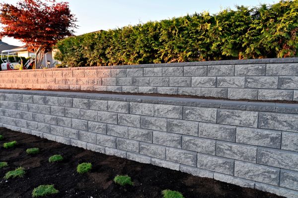 Concrete Retaining Wall Installation in Pasadena