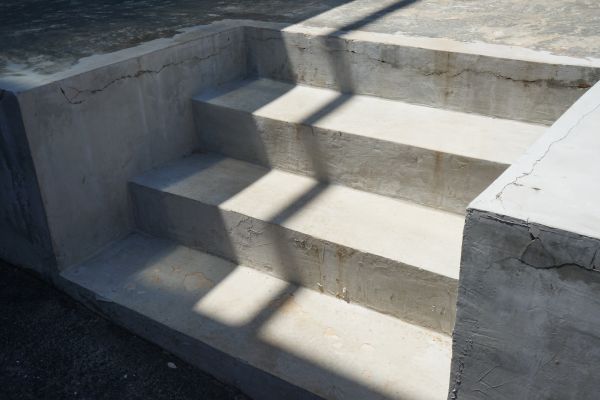 Cement Steps Replacement in Pasadena