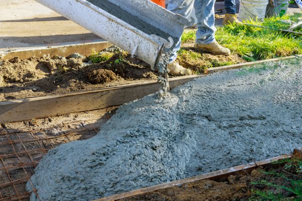 Cost of Driveway Concrete Pouring in Pasadena