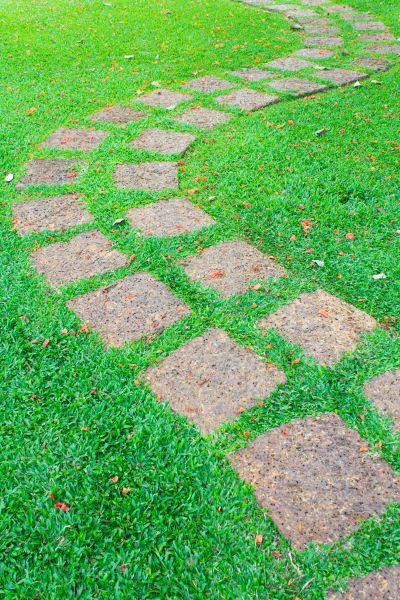 Backyard Pathway Construction in Pasadena